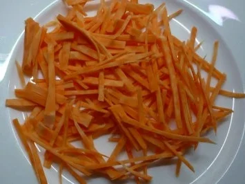 Rezept: Süßkartoffel - Rahmsüppchen Bild Nr. 8 Süßkartoffel - Rahmsüppchen - Rezept - Bild Nr. 8