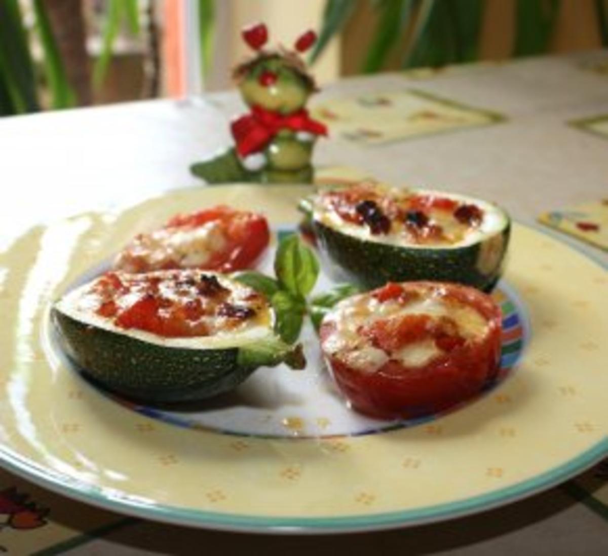 Gefüllte Zucchini mit eingelegtem Feta und Tomaten - Rezept Von
Einsendungen GreenHotChilli