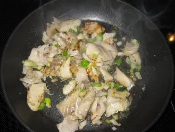 Rezept: Seelachs-Spaghetti-Broccoli-Gratin Bild Nr. 4 Seelachs-Spaghetti-Broccoli-Gratin - Rezept - Bild Nr. 4