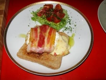 Pfannenkäse auf Toast - Rezept