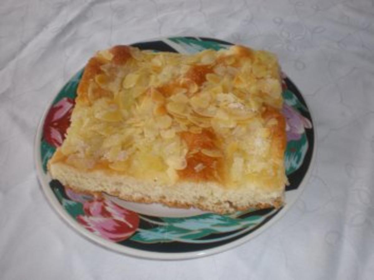 Butterkuchen aus Hefe - Rezept mit Bild - kochbar.de