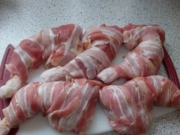 geschmorte Hähnchenschenkel mit Weinzwiebelgemüse - Rezept - Bild Nr. 3