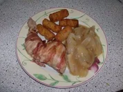 geschmorte Hähnchenschenkel mit Weinzwiebelgemüse - Rezept