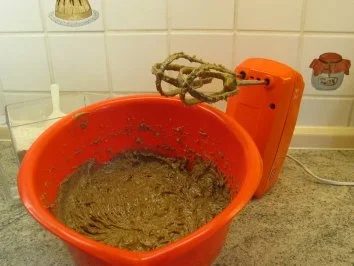 Rezept: Brot + Brötchen: Kaffee-Brot mit Walnüssen Brot + Brötchen: Kaffee-Brot mit Walnüssen - Rezept