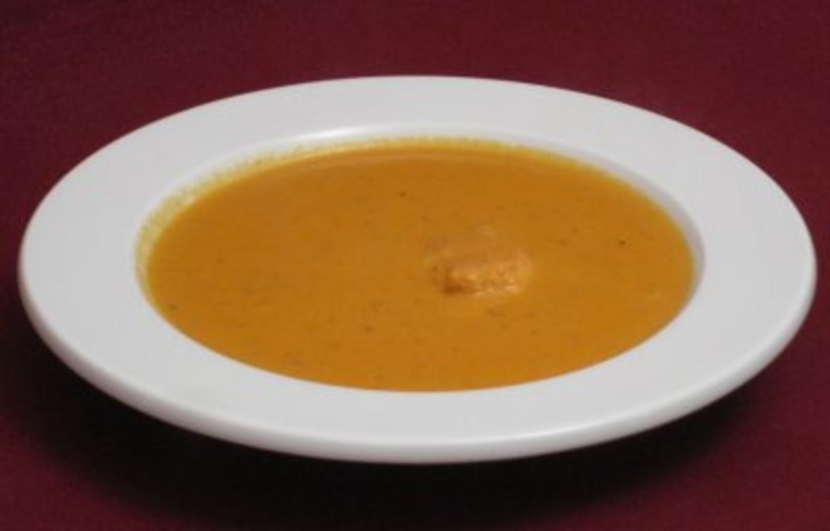 Garnelensuppe mit Garnelen groß und Möhren - Rezept mit Bild - kochbar.de