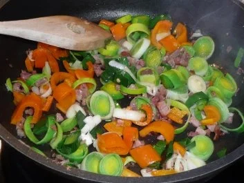 Eintopf: Linsen mit Backpflaumen - Rezept - Bild Nr. 2