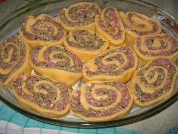 Rezept: Nudelschnecken-Auflauf mit Gemüsesoße Bild Nr. 4 Nudelschnecken-Auflauf mit Gemüsesoße - Rezept - Bild Nr. 4