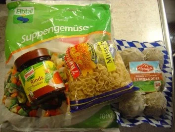 Leberknödelsuppe... schneller geht es nicht... - Rezept - Bild Nr. 3