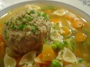 Leberknödelsuppe... schneller geht es nicht... - Rezept