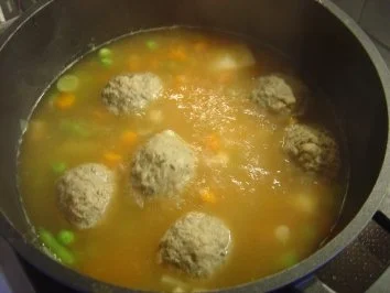 Leberknödelsuppe... schneller geht es nicht... - Rezept - Bild Nr. 4