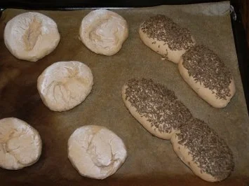 Rezept: Maurerlaibl u. Römische ( Mauraloawe)400 Bild Nr. 2 Maurerlaibl u. Römische ( Mauraloawe)400 - Rezept - Bild Nr. 2