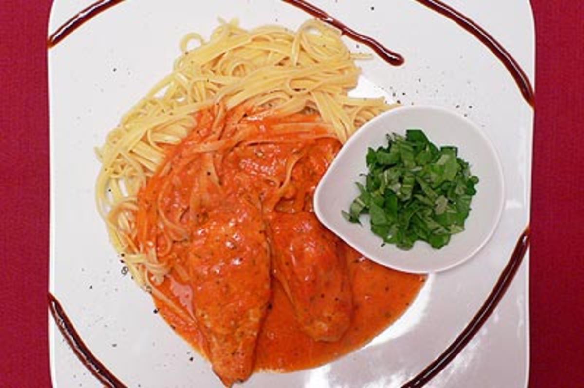 Pollo a la crema de tomate y pasta - Rezept