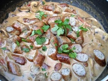 Rezept: Nürnberger Bratwürstchen-Ragout ... Bild Nr. 2 Nürnberger Bratwürstchen-Ragout ... - Rezept - Bild Nr. 2