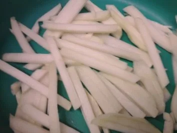 Rezept: Kohlrabi-Salat Bild Nr. 3 Kohlrabi-Salat - Rezept - Bild Nr. 3