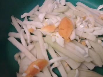 Rezept: Kohlrabi-Salat Bild Nr. 4 Kohlrabi-Salat - Rezept - Bild Nr. 4