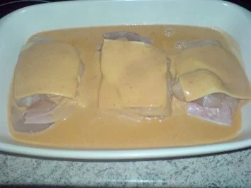 Hähnchenbrust-Cordon-Bleu mit Rahmsoße - Rezept - Bild Nr. 3