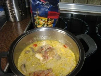 Wok-Nudelsuppe mit Hähnchenbrust - Rezept - Bild Nr. 2