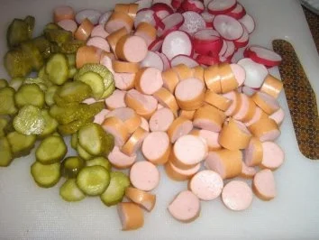 Eier-Radieschensalat mit Geflügelwienerle - Rezept - Bild Nr. 3