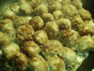 Fleischbällchen in Rahmsoße mit rotem Pfeffer - Rezept