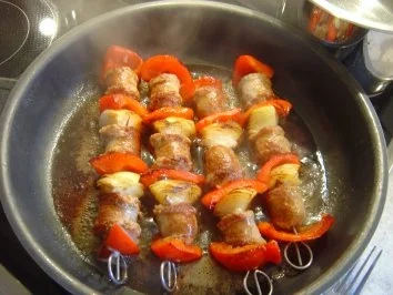 Rezept: Bratwurst-Schaschlik-Spieße mit würzigem Reis Bild Nr. 6 Bratwurst-Schaschlik-Spieße mit würzigem Reis - Rezept - Bild Nr. 6