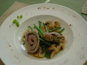 Rezept: Kalbsröllchen mit Champignos & Grünen Bohnen Kalbsröllchen mit Champignos & Grünen Bohnen - Rezept