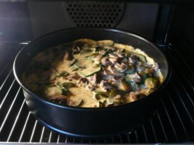 Zucchini - Champignon Torte - Rezept mit Bild - kochbar.de