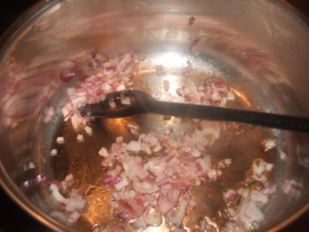 Schweinefiletspießchen mit Gnocchi in Champignon Käsesoße - Rezept - Bild Nr. 2