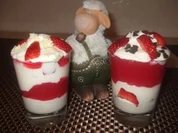 Erdbeergrütze mit Vanillequark - Rezept