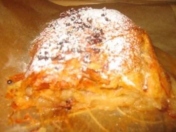 Backwaren: Apfelmus-Strudel - Rezept