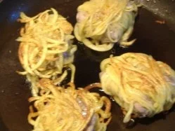 Medaillons vom Kalbsfilet,in der Kartoffelkruste gebraten,auf Lauchspiegel - Rezept - Bild Nr. 5