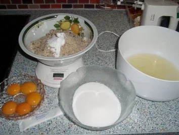 Rezept: Marzipantorte Bild Nr. 3 Marzipantorte - Rezept - Bild Nr. 3