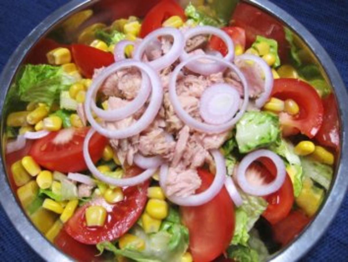 Bunter Salat als Appetit-Anreger - Rezept