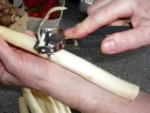 Königsgemüse mit Holsteiner Katenschinken und Sauce Dijonnaise - Rezept - Bild Nr. 6