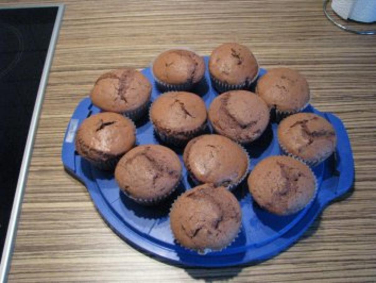 Bilder für MUFFINS Schokoladen-Muffins mit Moccabohnenstückchen - Rezept