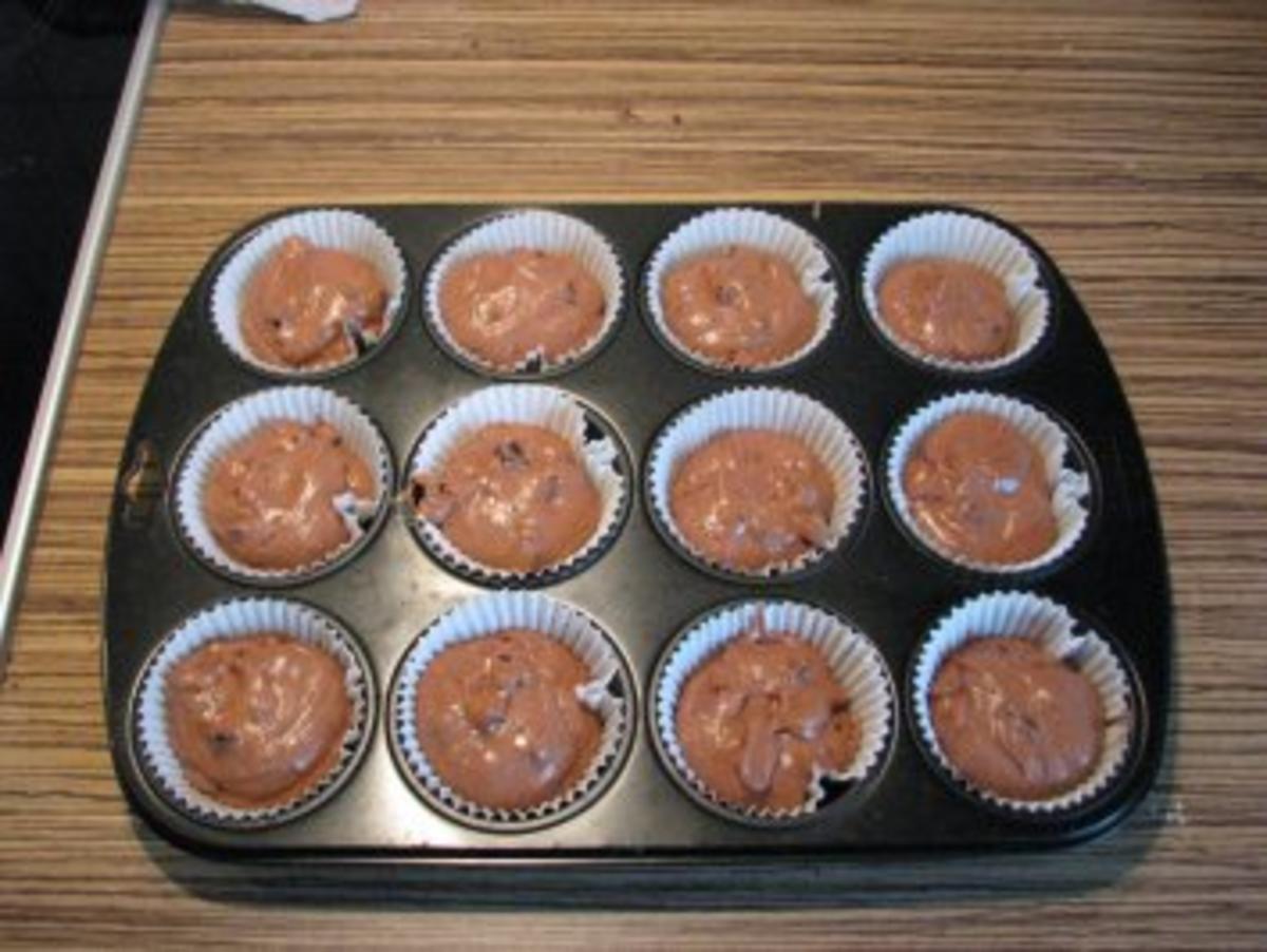"MUFFINS" Schokoladen-Muffins mit Moccabohnenstückchen - Rezept - Bild Nr. 4