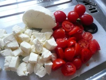 Rezept: Antipasti-Nudelsalat Bild Nr. 10 Antipasti-Nudelsalat - Rezept - Bild Nr. 10