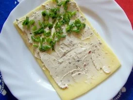 Rezept: Snack: Schnelle Käseröllchen Bild Nr. 4 Snack: Schnelle Käseröllchen - Rezept - Bild Nr. 4