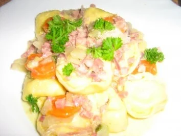 Tortellini mit Käse gefüllt mit  Gemüse-Sahne-Soße - Rezept - Bild Nr. 6