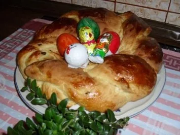 Oster-Hefekranz (Bilder sind hochgeladen) - Rezept - Bild Nr. 3
