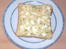 Eiersalat auf Toast - Rezept