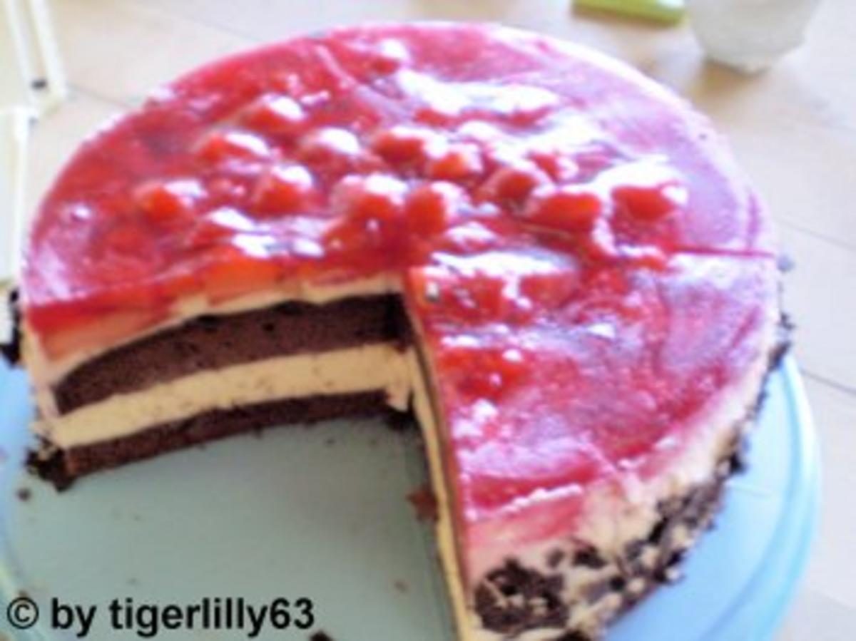 Bilder für Erdbeer-Eierlikör-Torte - Rezept