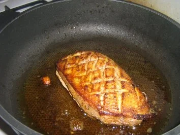 Entenbrust mariniert auf Tagliatelle mit Paprika-Rotweinsoße - Rezept - Bild Nr. 4