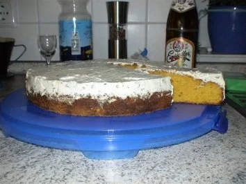 Karottenkuchen mit Frischkäse und Bärlauch - Rezept - Bild Nr. 3