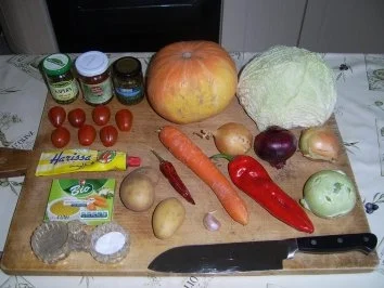 Rezept: Wirsing-Kürbiscremsuppe Thai Style Bild Nr. 2 Wirsing-Kürbiscremsuppe Thai Style - Rezept - Bild Nr. 2