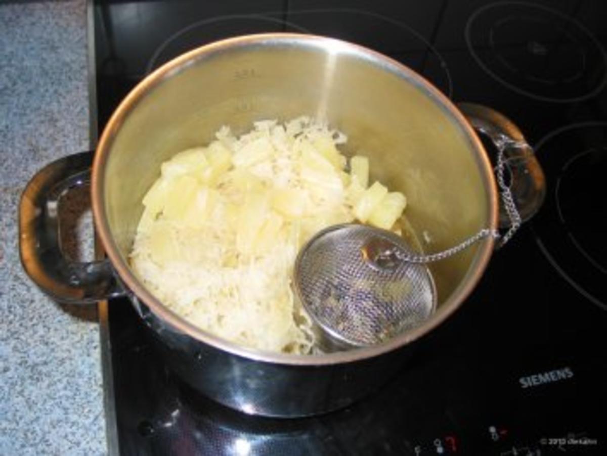 Schwarzwälder Schäufele mit Ananas- Kraut - Rezept - Bild Nr. 5