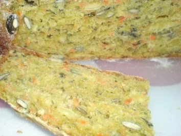 Möhren-Kürbiskern-Brot - Rezept - Bild Nr. 2