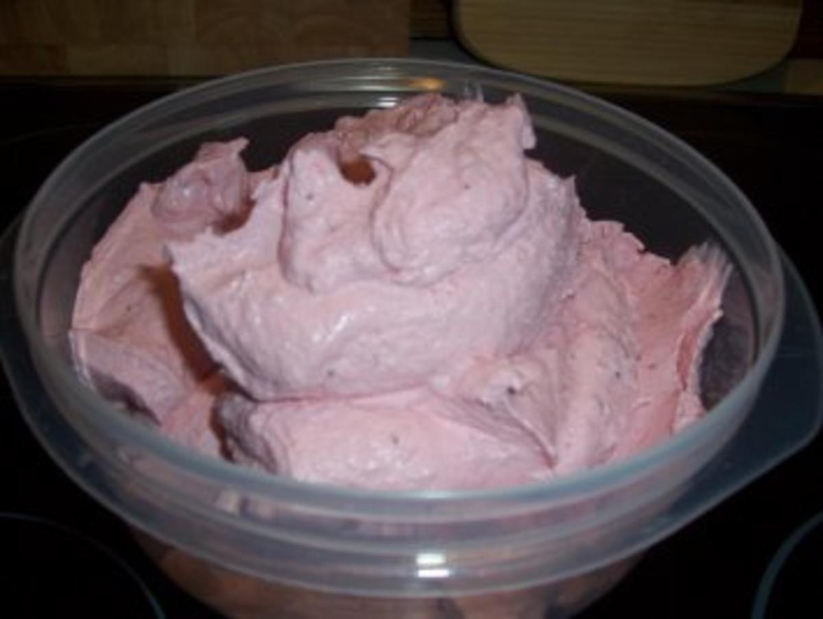 Bilder für Eis...Erdbeer-Mascarpone-Eis Rezept