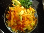 Ananas-Möhren-Apfelsalat - Rezept