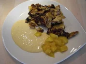 Sahneschmarren mit Amaretto und Vanille-Mango-Sauce - Rezept