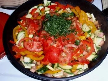 Maisnudel-Gemüse-Leberkäs-Pfanne - Rezept - Bild Nr. 5